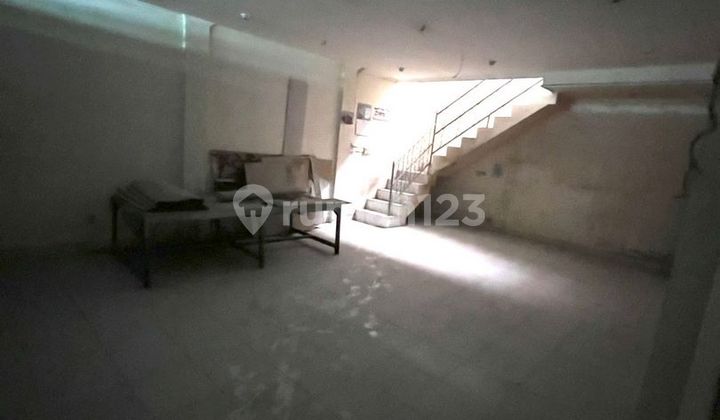 2-Story Shop House For Rent, Located in East Denpasar City Center 2