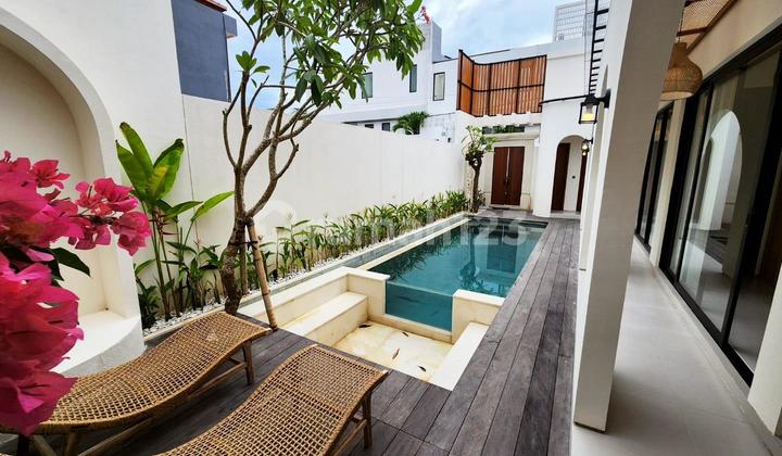 Villa 1 Lantai Nyaman dan Tenang Disewakan, di Kerobokan Area Villa 1 Lantai Nyaman dan Tenang Disewakan, di Kerobokan Area