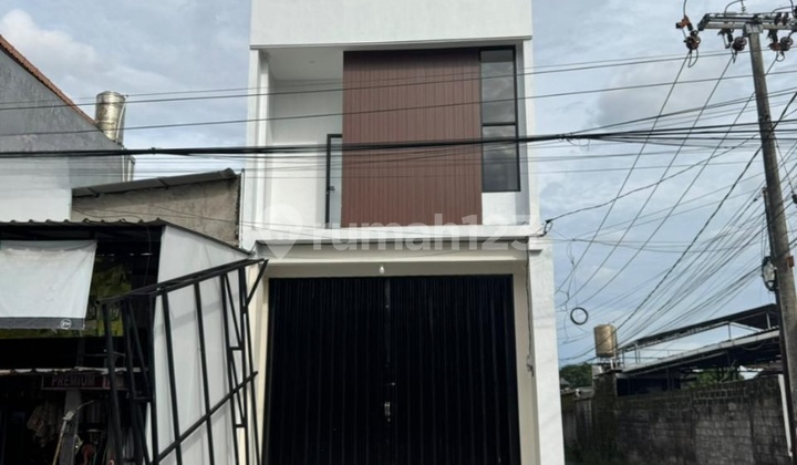 Ruko Baru dan Bagus 2 Lantai Disewakan, di Denpasar Renon Area Ruko Baru dan Bagus 2 Lantai Disewakan, di Denpasar Renon Area