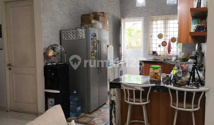 Rumah 2 Lantai Hook Cantik Terawat di Nusaloka BSD, Tangerang Selatan 2