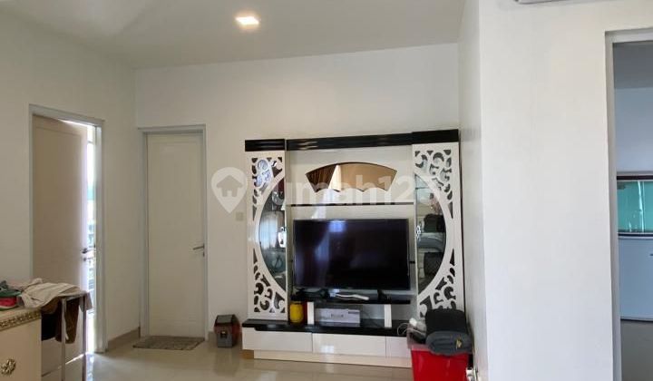 3-Story House at Cosmo Icon BSD, South Tangerang 2