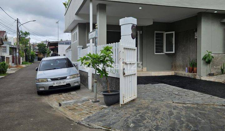 Rumah Hook Gaya Farm House 2 Lantai di Bsd Griya Loka, Sektor 1.6 2