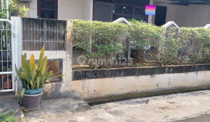 Dijual Rumah Komplek Asri Dan Nyaman Bsd Griya Loka Tangerang 2