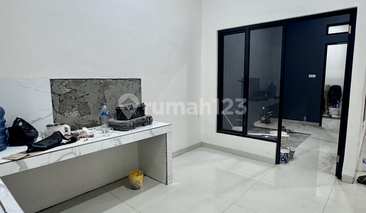 Rumah Brand New 2 Lantai di Villa Melati Mas, Tangerang Selatan 2