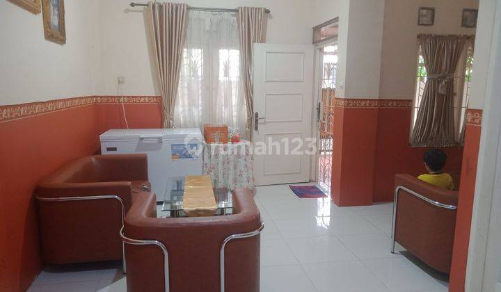 Rumah 2 Lantai di Sektor 6 Gading Serpong, Tangerang 1