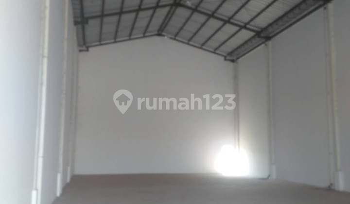 Disewakan Gudang Bagus Parkiran Luas Kontainer 40" di Neglasari, Tangerang Disewakan Gudang Bagus Parkiran Luas Kontainer 40" di Neglasari, Tangerang