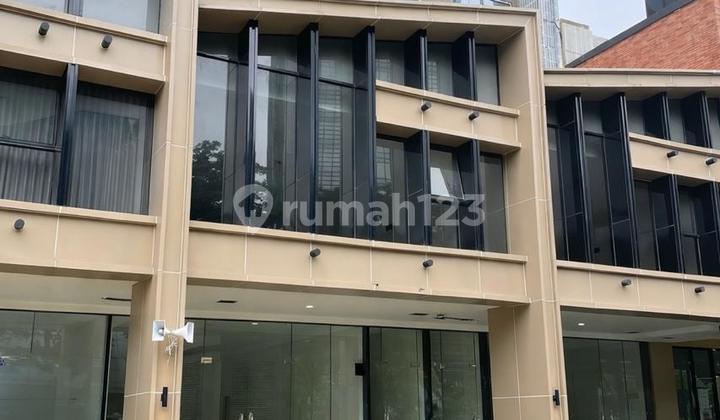 Disewakan Ruko Elevee 2 Lantai di Alam Sutera, Tangerang Selatan