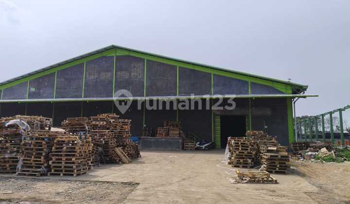 Disewakan Gudang Industri Akses Kontainter di Tangerang Kota, Tangerang