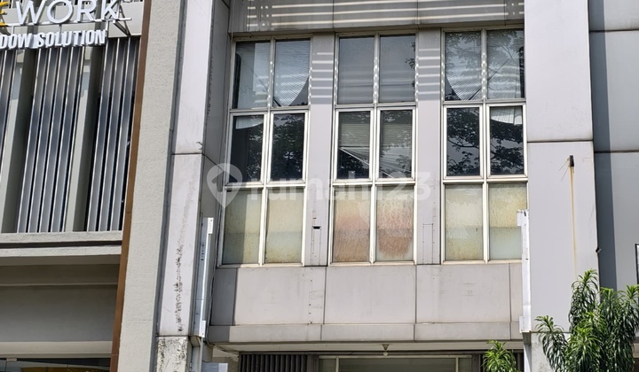 Disewakan Ruko 3,5 Lantai di Alam Sutera, Tangerang Selatan
