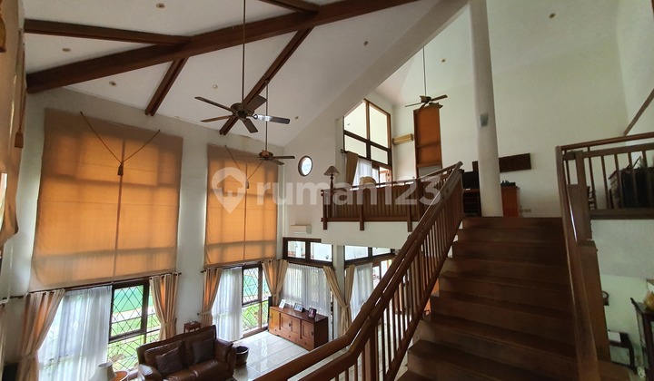 Rumah Hoek Ada Swimming Pool di Teras Golf Bukit Golf BSD, Tangerang Selatan 2