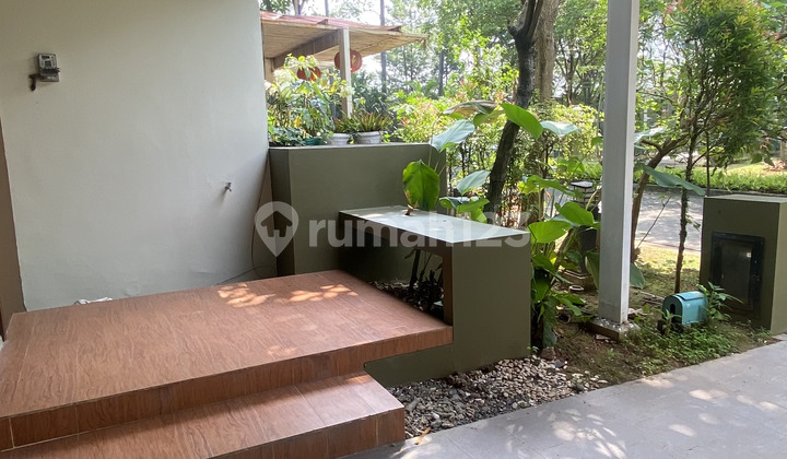 Neat 3-story house at Whelford Greenwich BSD, South Tangerang 2