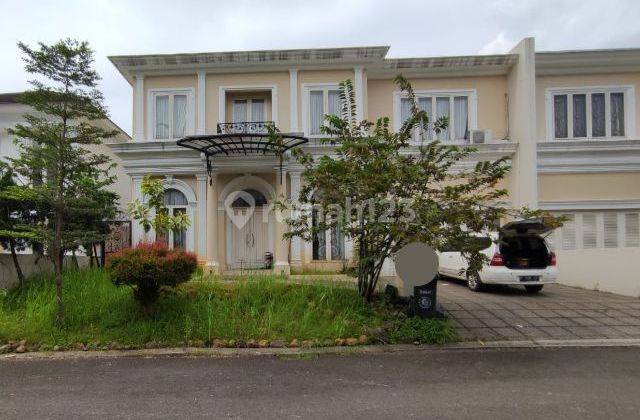 Rumah Semi Furnished di Les Belles Maison, Tangerang Selatan 1