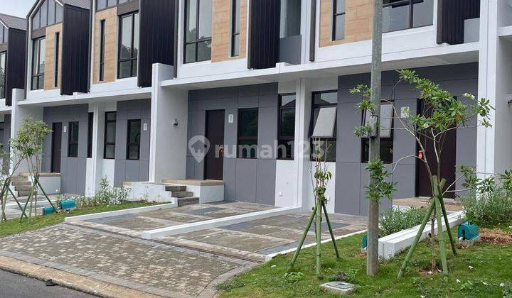 Rumah Baru 2 Lantai di Cluster Castilla Neuvo, Tangerang 1