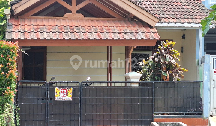 Rumah Bagus di Villa Bintaro Indah, Tangerang Selatan Rumah Bagus di Villa Bintaro Indah, Tangerang Selatan