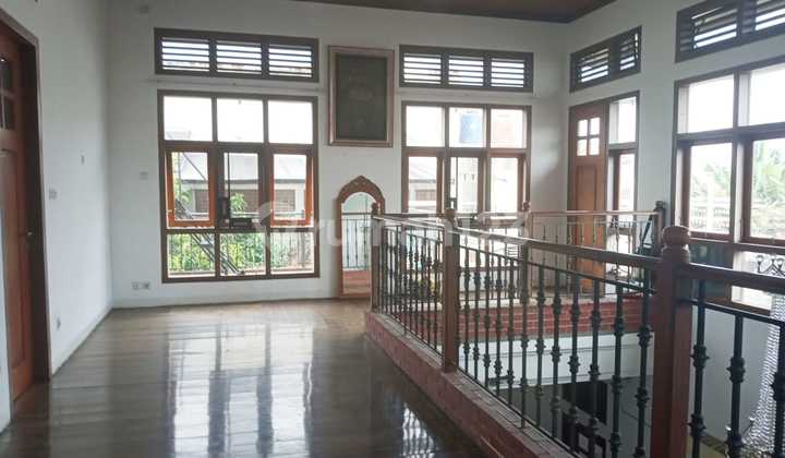 DIJUAL : MEWAH MEGAH LUX kt 5+3, LUAS TANAH 630m PISOK BINTARO