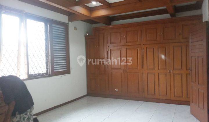 Rumah Jl. H Muhi Nyaman Kamar Besar Dekat Ke Pim Pondok Indah 2