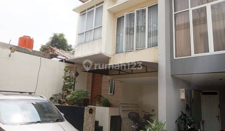 Villa Lalita Bintaro Bagus Furnished 1