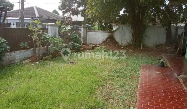 Rumah Tua Hitung Tanah Kompleks Peruri Ciledug Luas Tanah 330 M Rumah Tua Hitung Tanah Kompleks Peruri Ciledug Luas Tanah 330 M