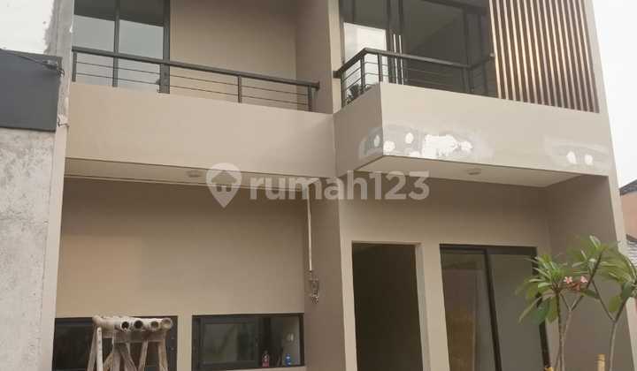 Rumah Baru 2 Lantai Bintaro Serpong Dekat St KA Sudimara