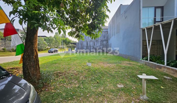 LAND PLOT IN KEBAYORAN VILLAGE, BINTARO JAYA