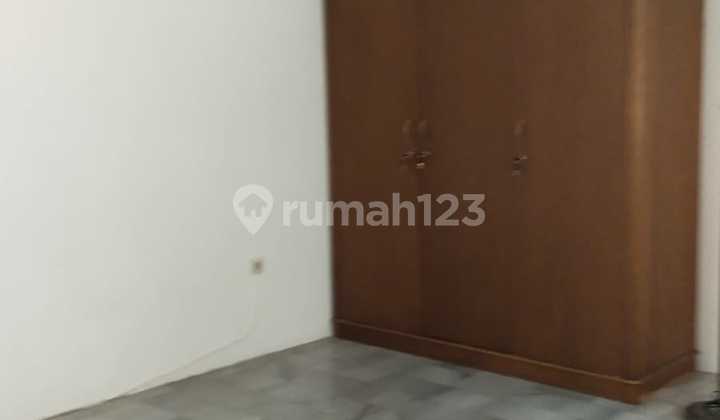 DISEWAKAN BONA INDAH SEMIFURNISH SIAP HUNI 2