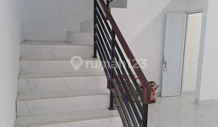 Disewakan Puri Bintaro Rumah Baru 2 Lantai Fresh 2