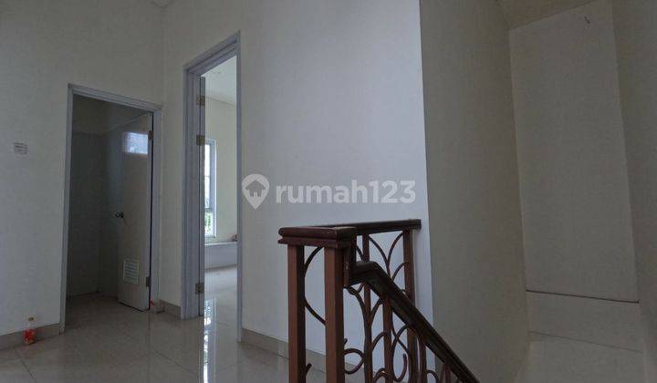 Disewakan rumah 2 lantai D'Cataluna Jababeka Cikarang 3