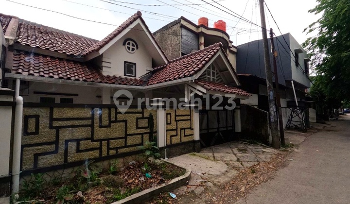 Disewakan Rumah Luas di Jababeka Cikarang 1