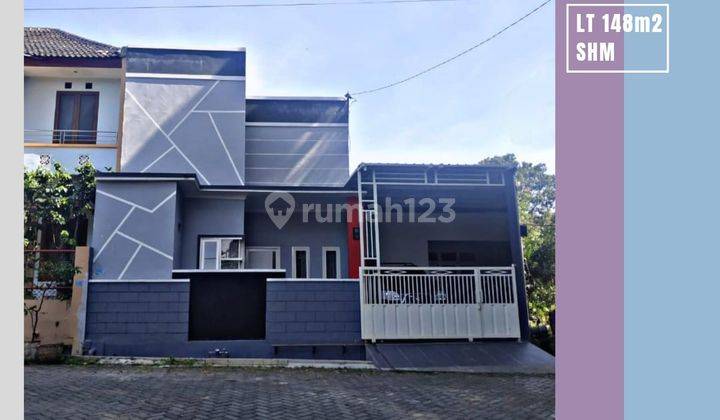 Rumah Hook Furnished Aman Nyaman Villa Bukit Sengkaling Malang 1