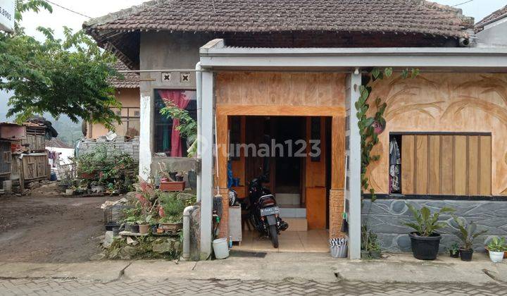 Rumah Luas Sejuk Poros Jalan Kampung Murah Asri Dekat Wisata Batu 2