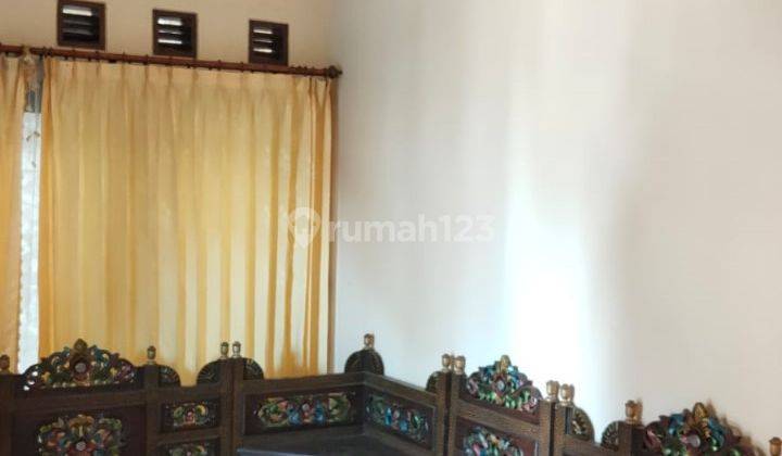 Rumah Villa Jawa Estetik Elegan Strategis di Kota Batu  2