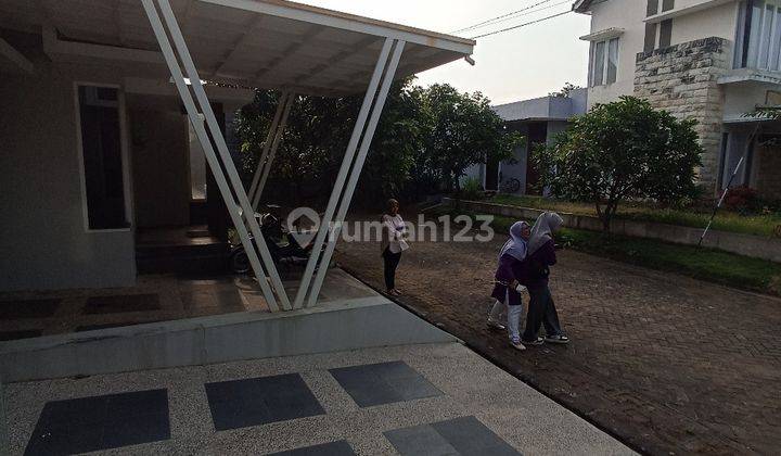 Rumah Modern Siap Huni Strategis di Mountain Boulevard Malang  2