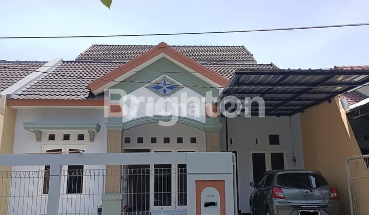 Pusat Kota Dekat toll dan semuanya Pusat Kota Dekat toll dan semuanya