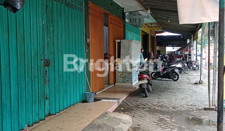 Strategis Buat Usaha Pinggir Jalan  2