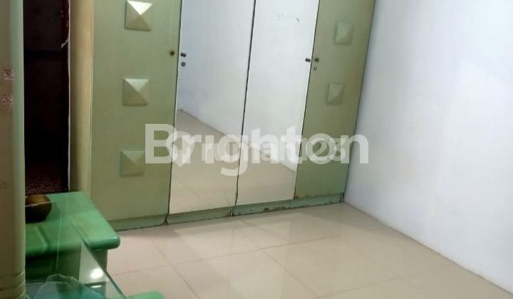 Ruang Tamu Luas Dekat Lingkar Timur 2