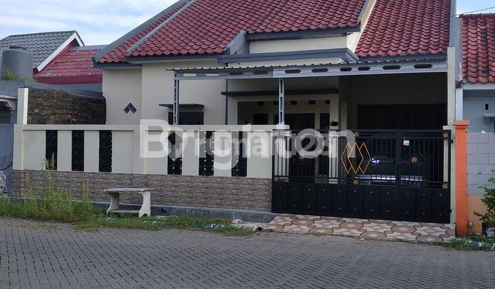 Rumah Baru dan Besar di Sukodono Rumah Baru dan Besar di Sukodono