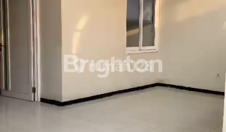 Pas Samping Toll Sidoarjo