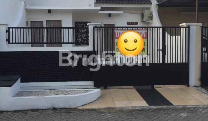 Near the airport plus some furniture. Near the airport plus some furniture.