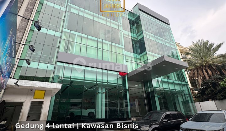 Gedung 4 Lantai + Basement Kawasan Bisnis Dekat Senopati & Sudirman