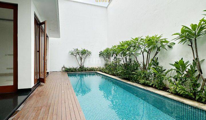 Rumah Pondok Indah 2 Lantai Modern Minimalis di Prime Area 2