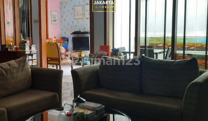 Rumah Senopati Area Cocok Untuk Hunian atau Kantor 2
