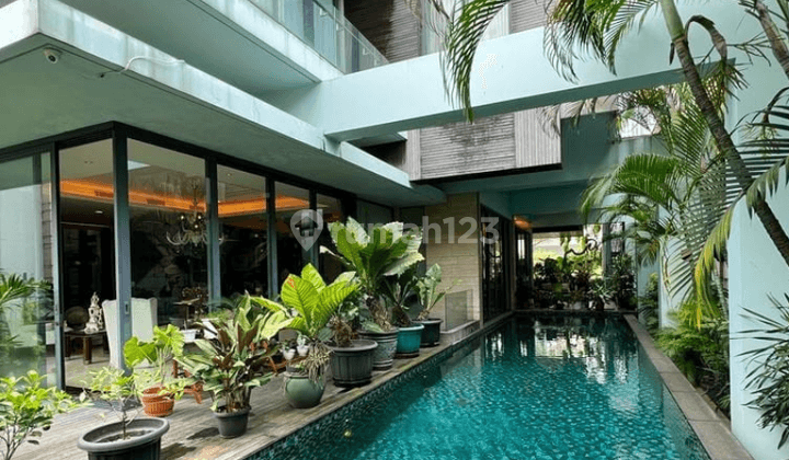 Rumah di Simprug, Jakarta Selatan 1