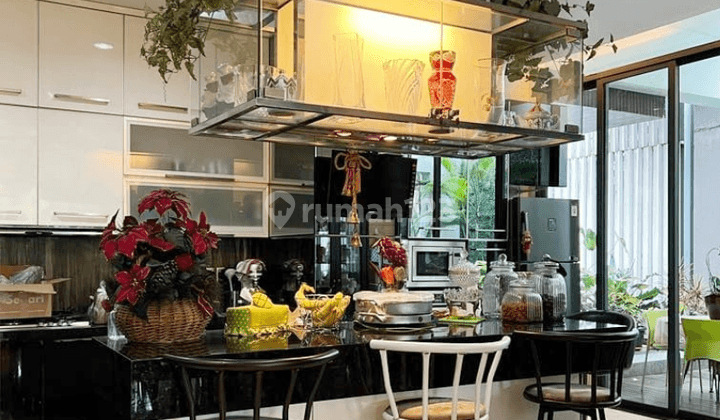 Rumah di Simprug, Jakarta Selatan 6