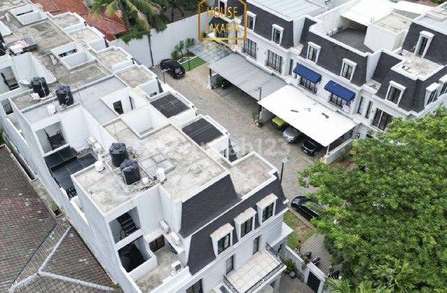 Rumah Kemang Klasik Eropa 3 Lantai Ada Pool Dalam Cluster 2