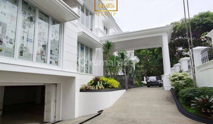 Rumah Pondok Indah 2 Lantai Ada Pool, Basement, Carport Luas 2