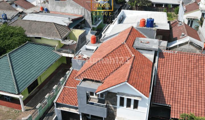 Rumah Tebet Hook Semii Furnished Jakarta Selatan 2