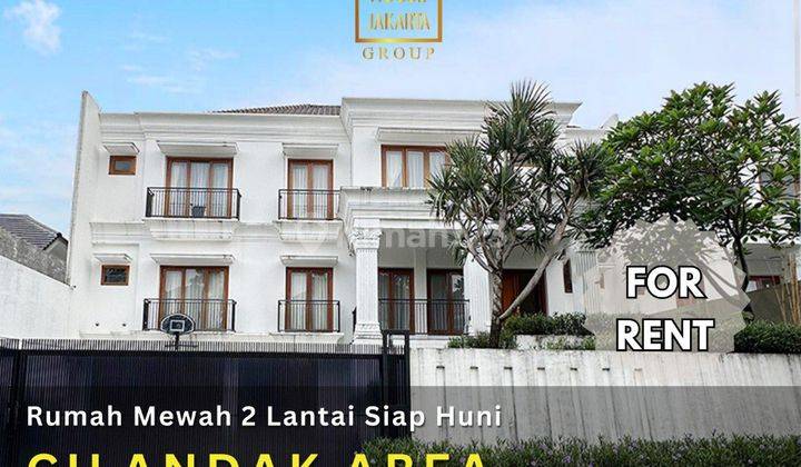 Rumah Modern Minimalis, Ada Pool, Taman, Garasi Carport Luas  1