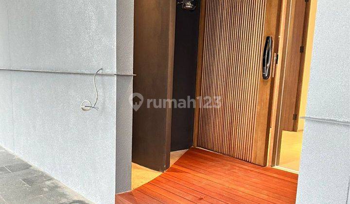 Rumah 3 Lantai + Rooftop Dalam Cluster Dekat Mcd Kemang Village 2