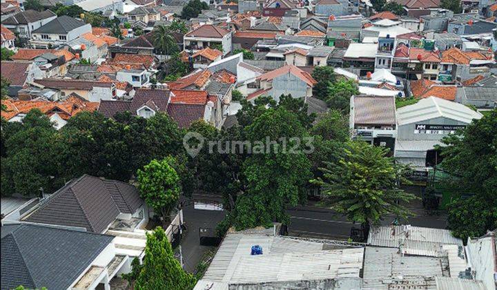 Rumah Hook Duren Tiga Dalam Komplek Jalan Lebar 2