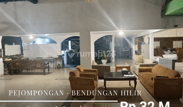 Rumah Ex Resto Carport Luas Dekat Senayan Bendungan Hilir 1